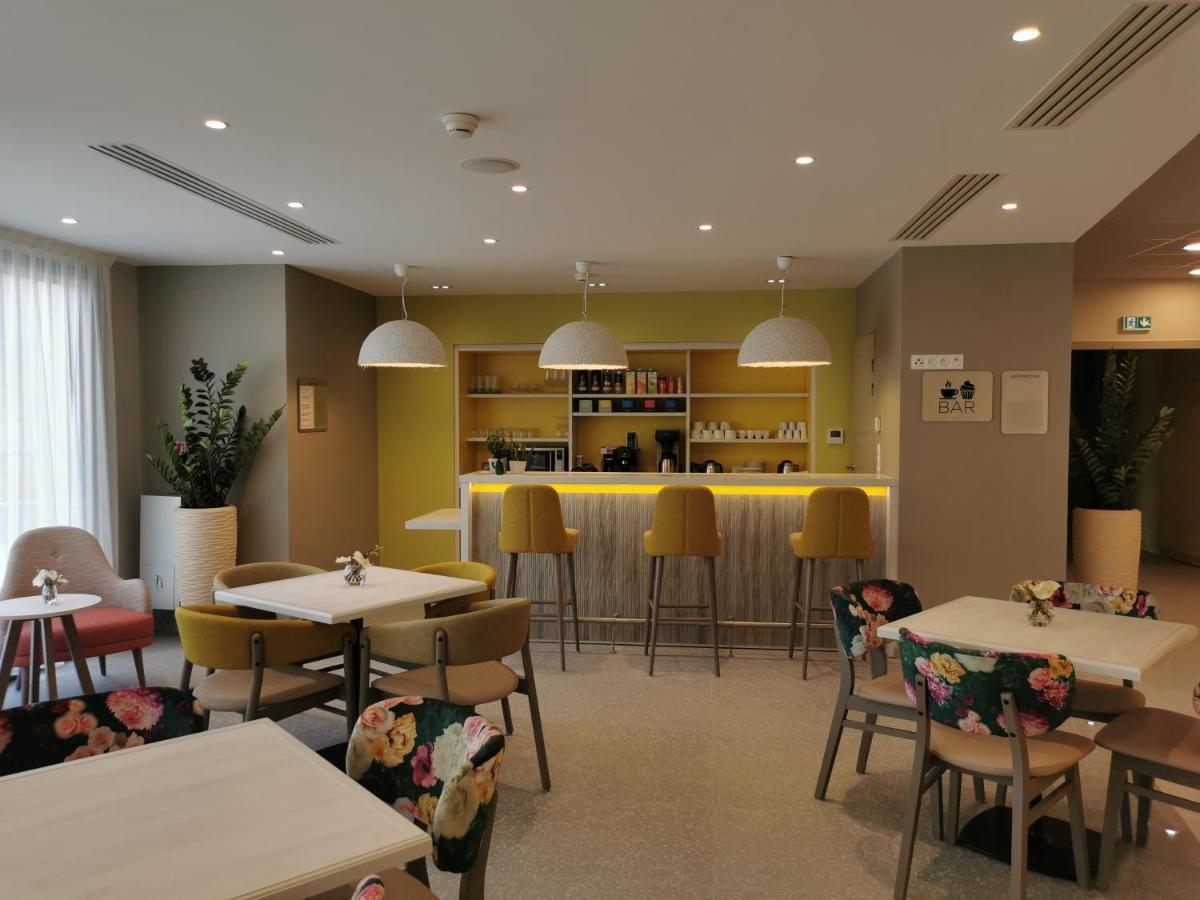Residence Service Senior Domitys Les Alexis Montélimar Buitenkant foto