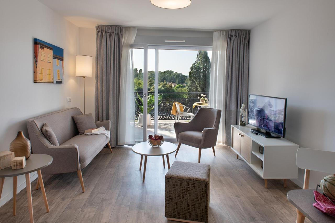 Residence Service Senior Domitys Les Alexis Montélimar Buitenkant foto